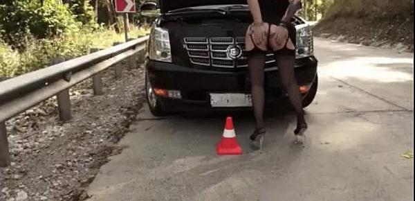  roadside object insertion and squirting on a public road